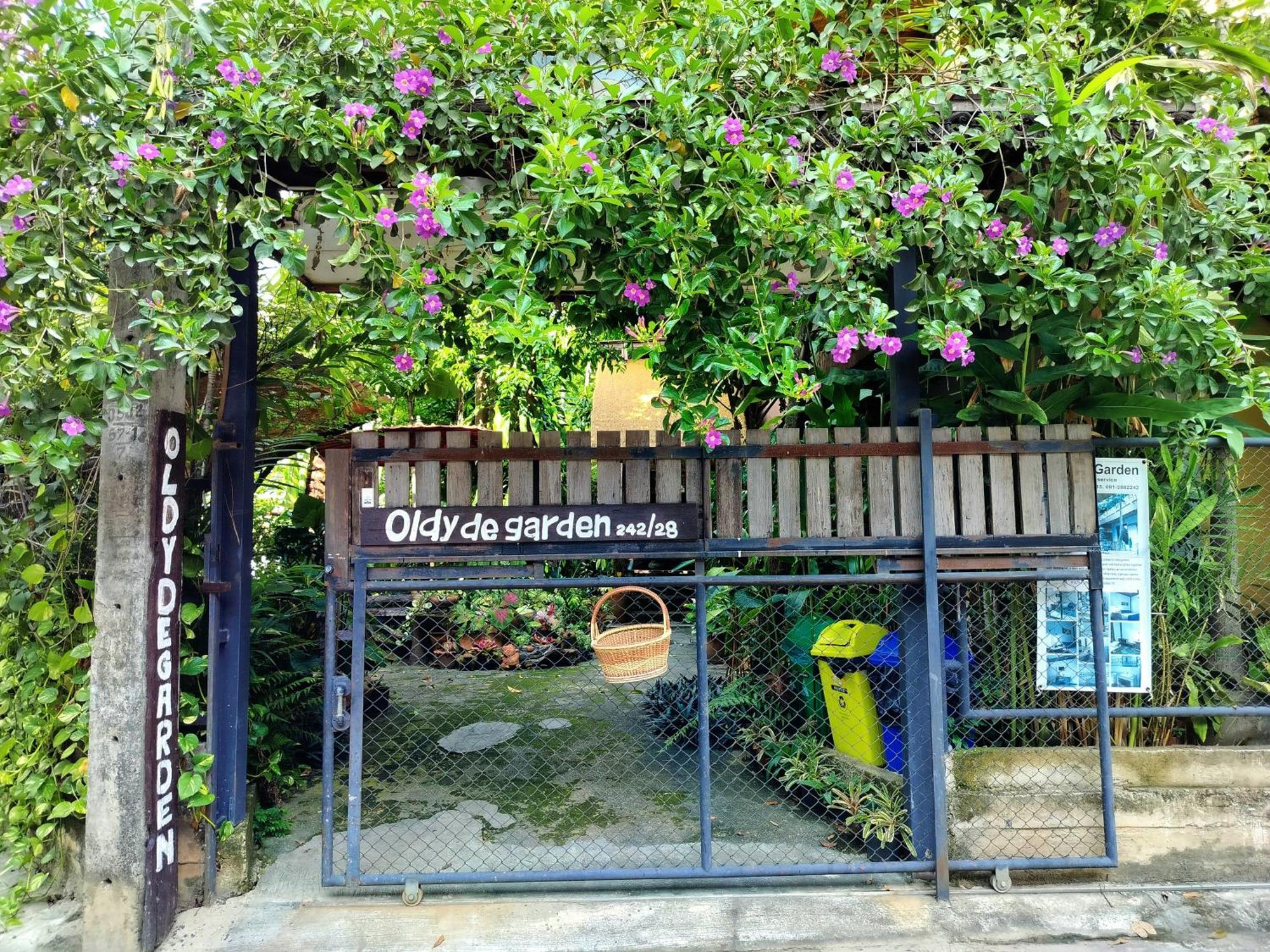 Aparthotel Oldy De Garden à Chiang Mai Extérieur photo