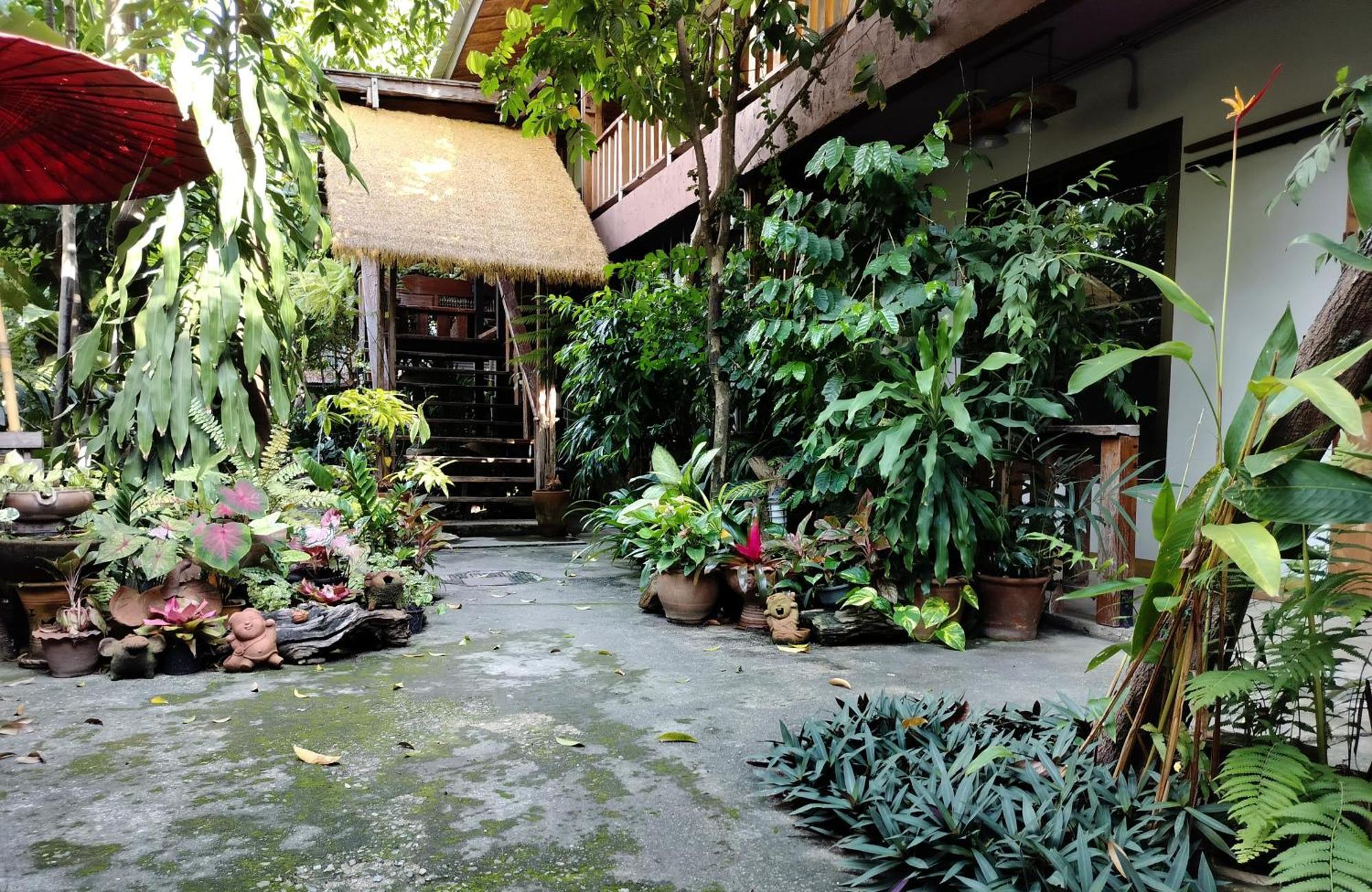 Aparthotel Oldy De Garden à Chiang Mai Extérieur photo